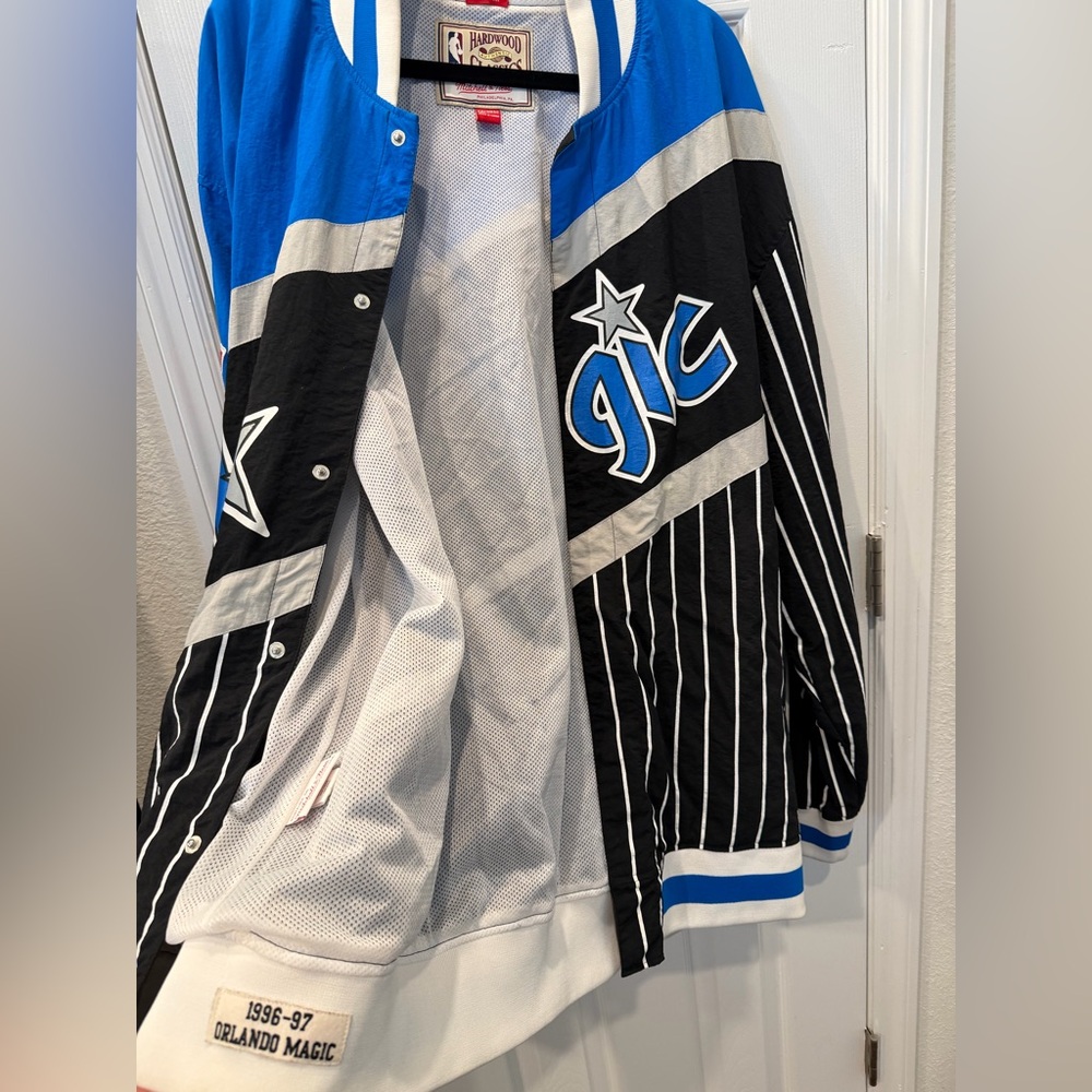 3 XL men’s 50th anniversary, Mitchell and Ness bomber jacket - Picture 9 of 16